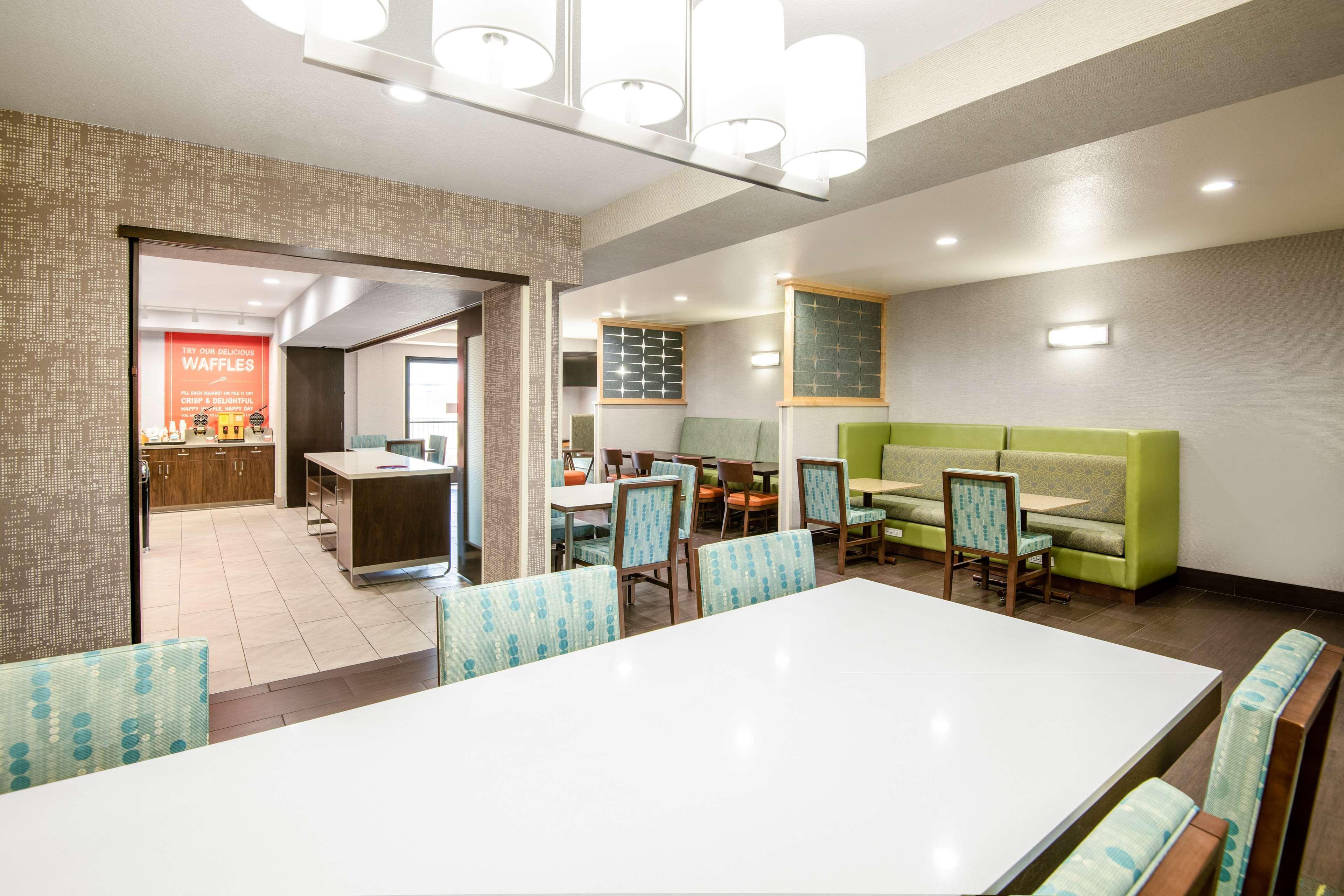 Hampton Inn&suites Vegas-henderson 3*